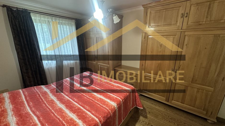 Vila cu 8 camere de vanzare, teren 1580mp, Zona Praid - Poză 31