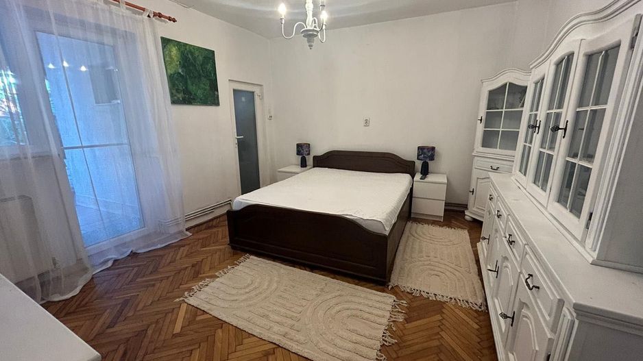 Vând casă zonă semicentrală - Poză 3