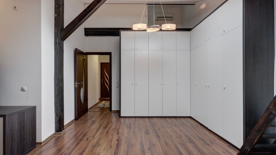 2 Apartamente  in Vila 5 Cam Metrou Basarab Gara de Nord - Poză 33