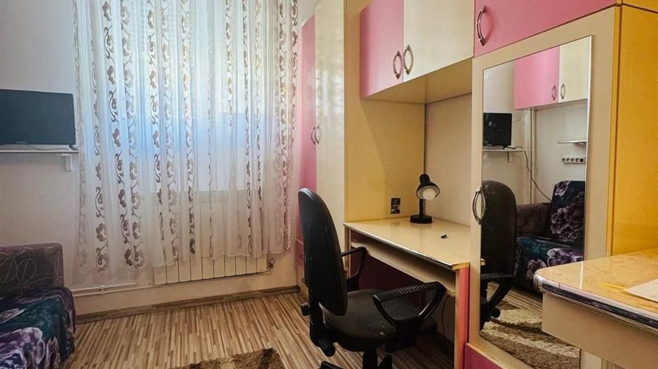 Garsoniera la parter in Iosia - Poză 1
