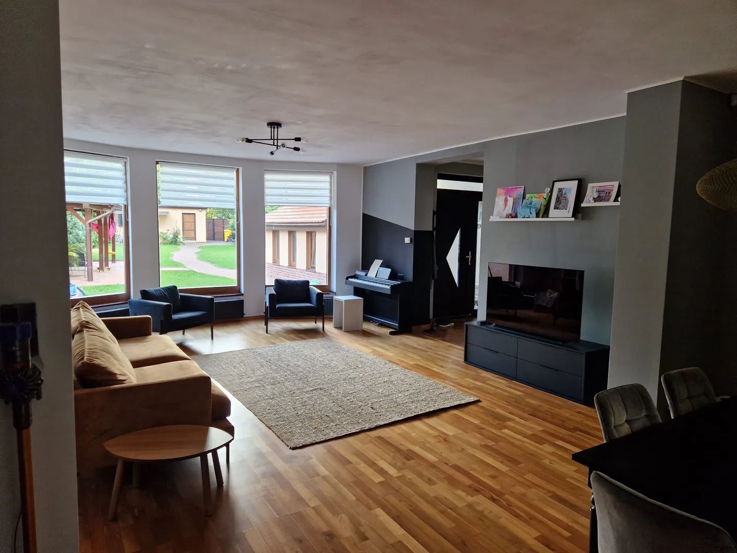 OFERIM SPRE VANZARE SAU ÎNCHIRIERE CASA ULTRA CENTRAL CU 5 CAMERE - Poză 3