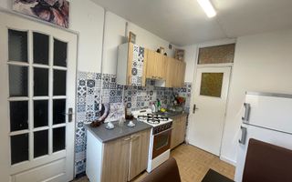 Apartament de vânzare - 3 camere, Turnișor - Poză 10