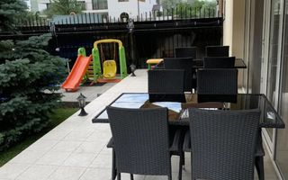 De vanzare Pensiune Eforie Nord la doi pasi de mare - Poză 13