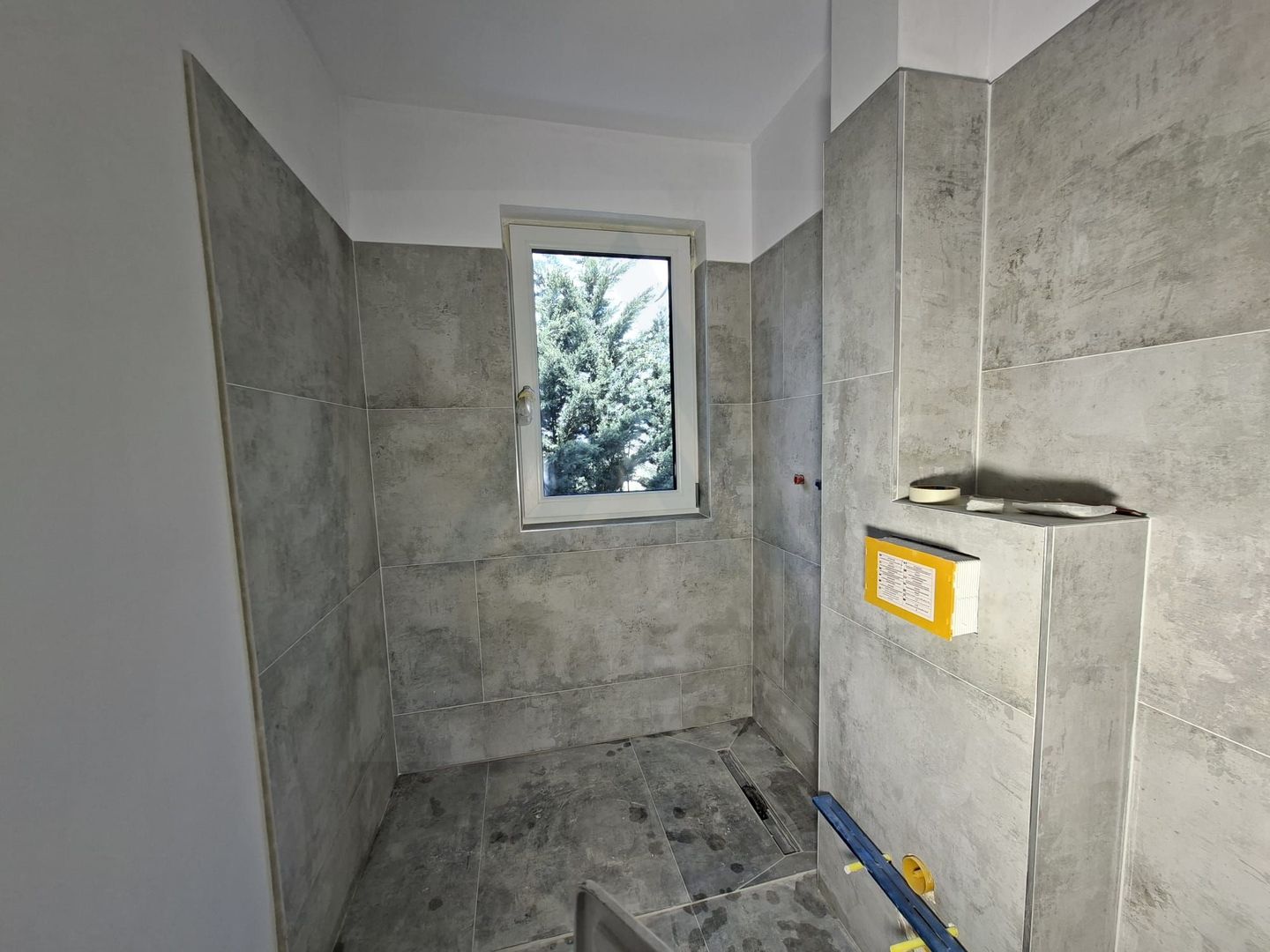Apartament premium 61.4 mp utili 3 camere 2 bai curte 50 mp Cristian - Poză 7