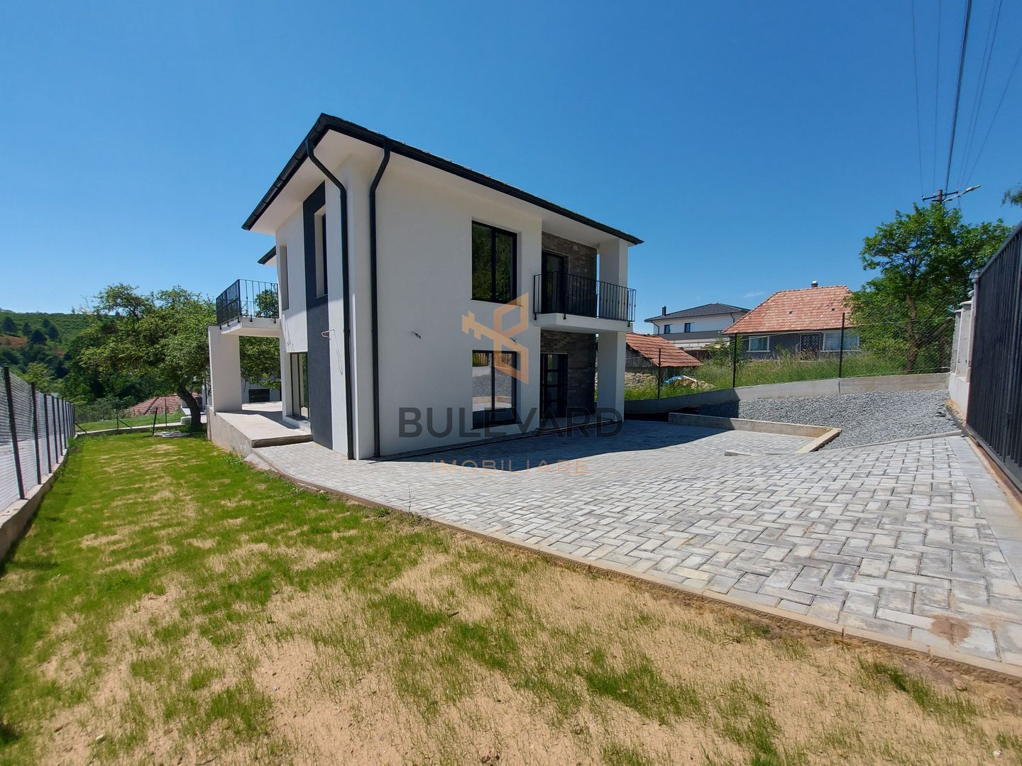 Casa individuala cu CF si teren de 548 mp in Feleacu! - Poză 1