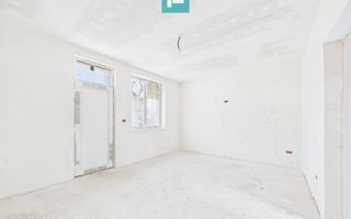 Apartament la casă în Pârneava - Poză 9