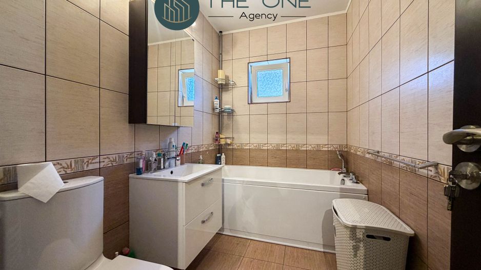 Apartament 2 camere mobilat, baie cu geam, parcare | EROILOR - Poză 6