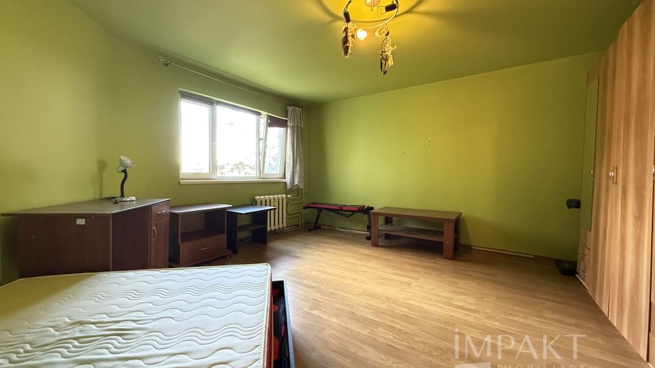Apartament cu 2 camere decomandat , etaj intermediar , zona Big! - Poză 3