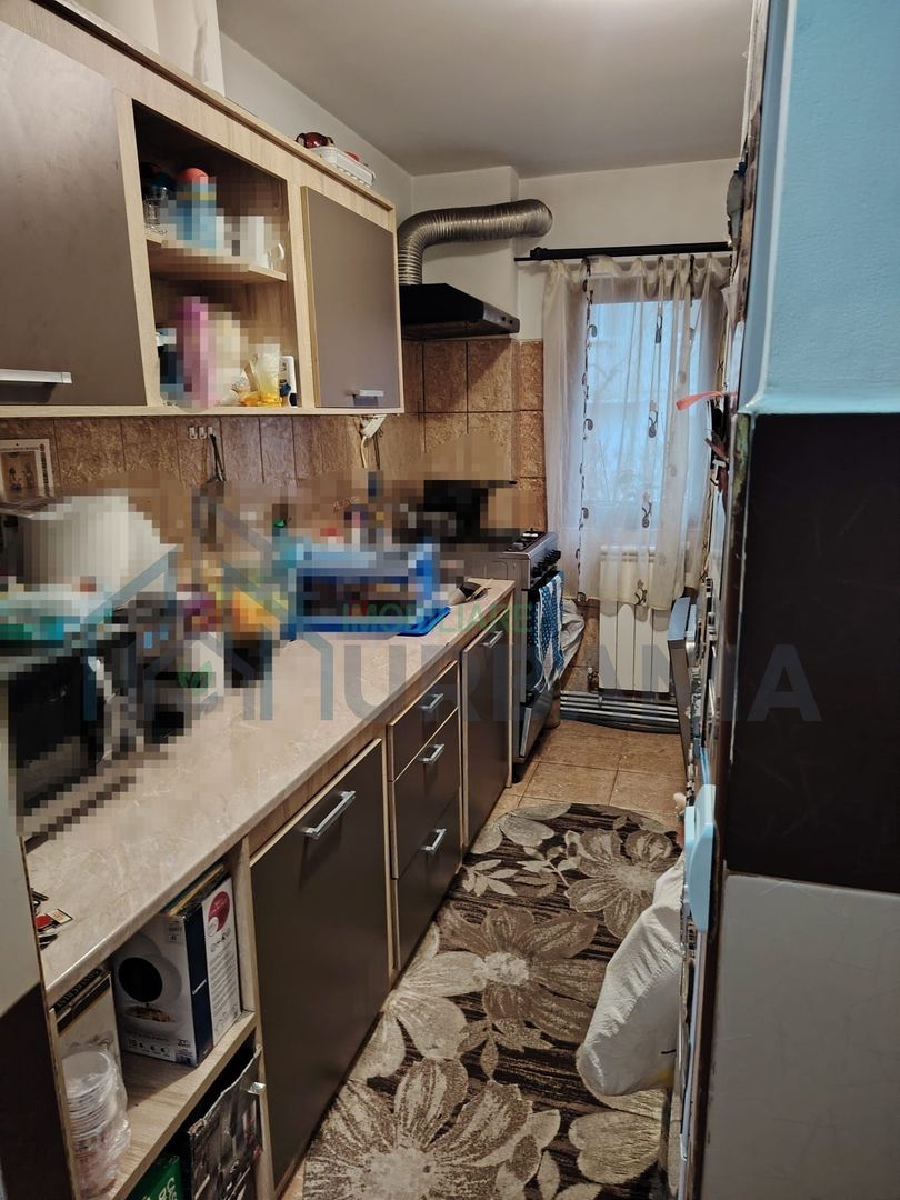 Apartament semidecomandat - Poză 7