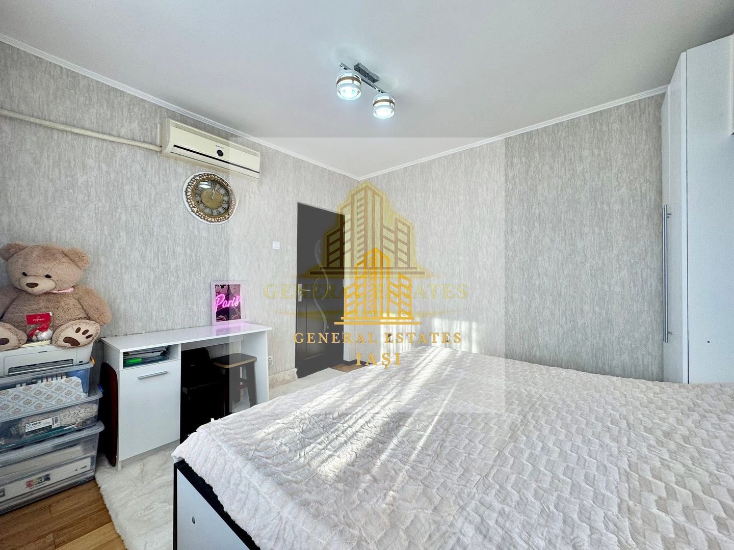 Vânzare apartament -Tătărași, Str. Vasile Lupu (Stația Flora) - Poză 5