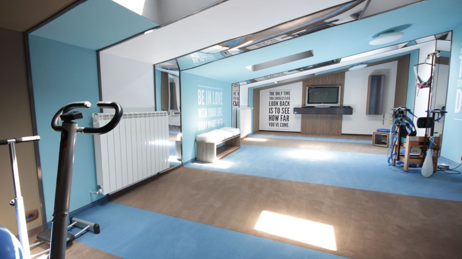 O casa deosebita cu Piscina - Poză 12