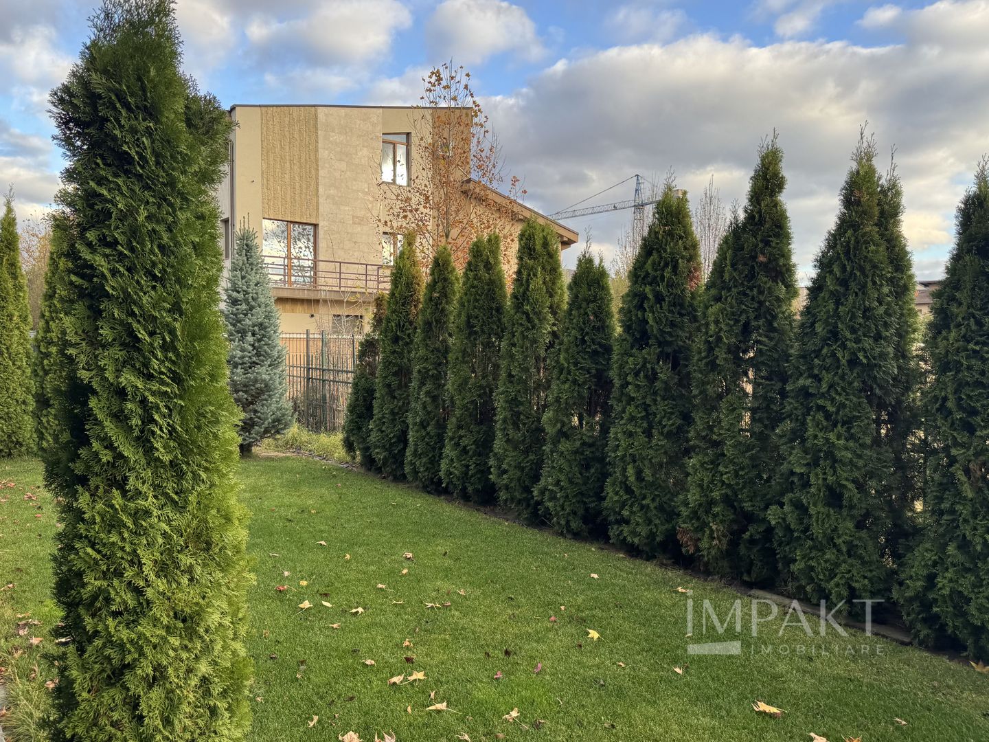 Casa moderna de inchiriat cu 4 camere in cartier Terra Floresti! - Poză 24