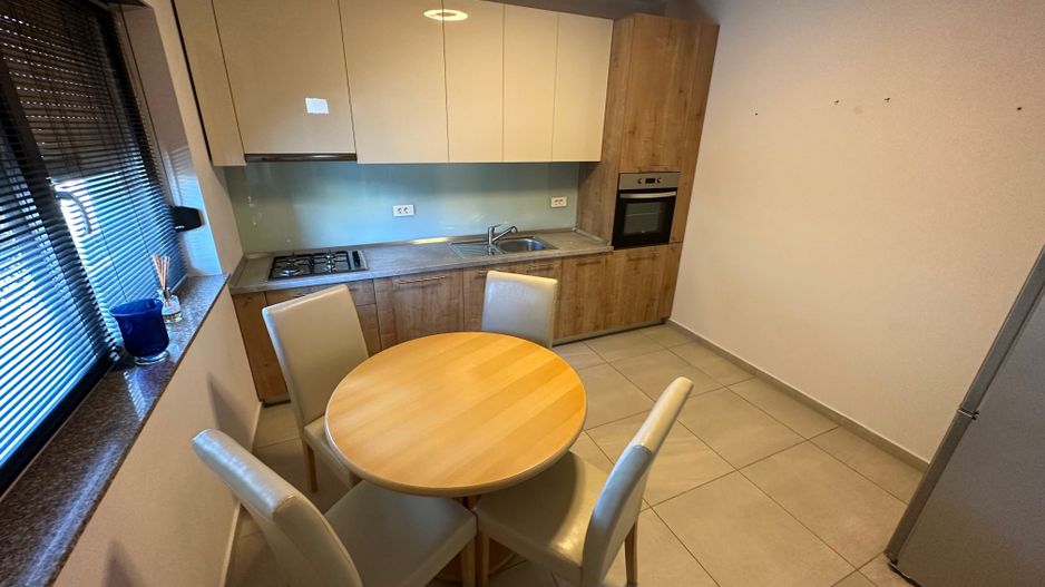 Apartament cu 3 camere de închiriat în zona Nord - Poză 3