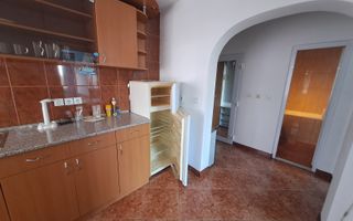 2 cam decomandat Calea Aradului , 500 m de Iulius Town - Poză 3