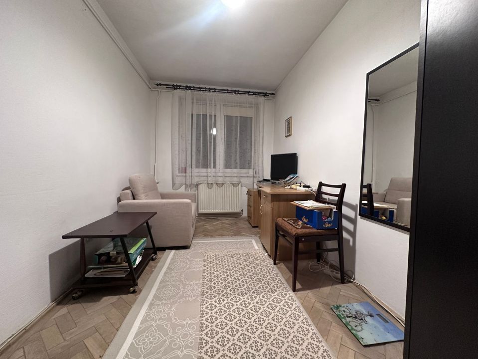 Apartament 3 camere, semidecomandat, Str Rahovei, Sibiu - Poză 4