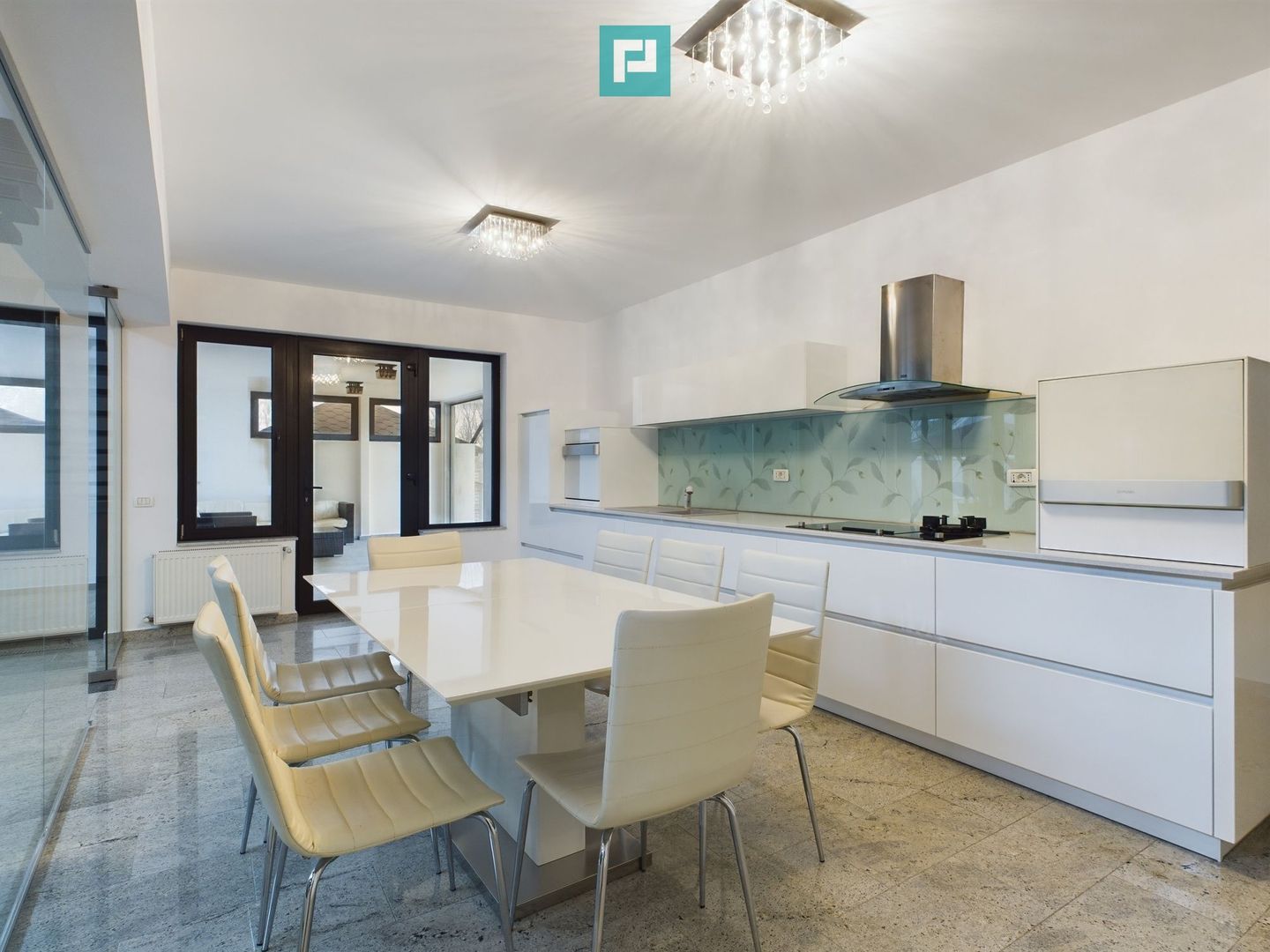 Vilă de lux cu două locuințe, în Dumbrăvița – Locație Excelentă! - Poză 13