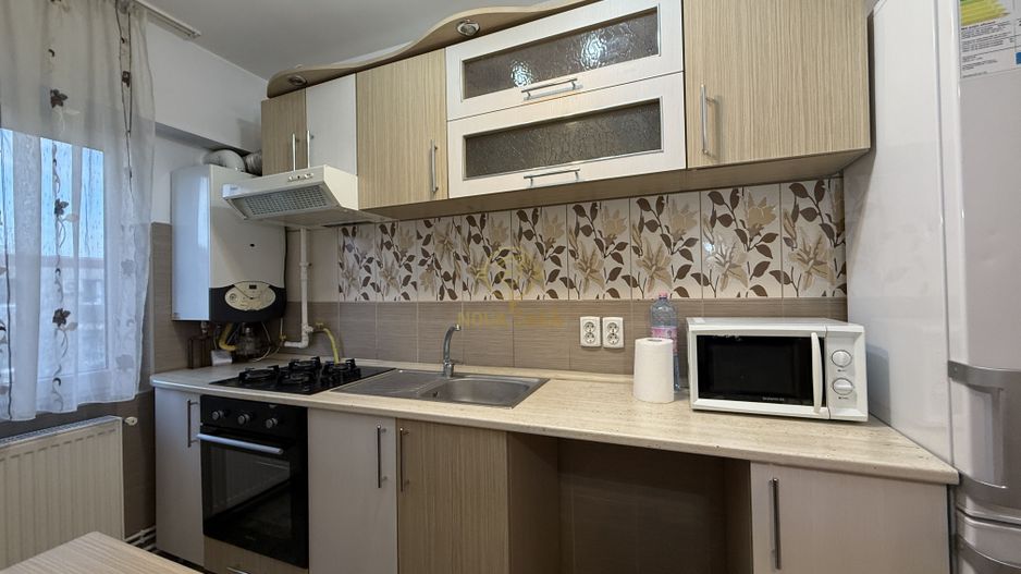 De vanzare Apartament Mobilat/Utilat/2 Camere Micro 16/Strada Aurora - Poză 12