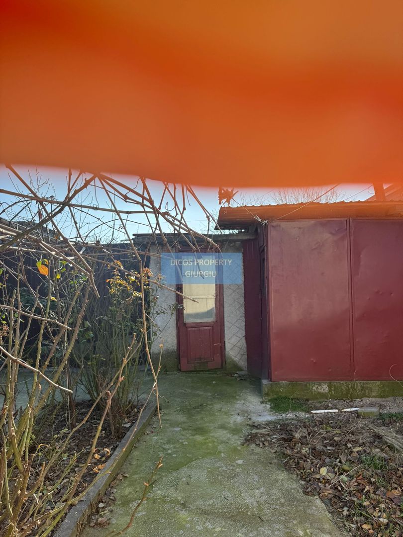 De Vânzare - Casă, Strada Griviței - Poză 19