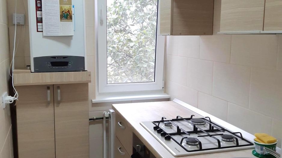 De inchiriat apartament cu 2 camere Micro 19, etaj 1, 350 euro - Poză 7