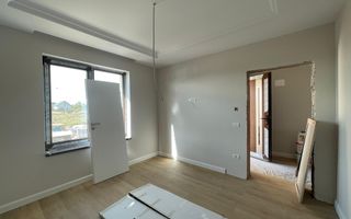 Casă / Vilă în Mosnita Noua - Poză 5