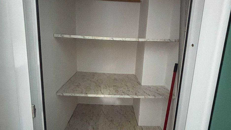 Apartament 2 camere semidecomandat – Tiglina 1, etaj 1 - Poză 3