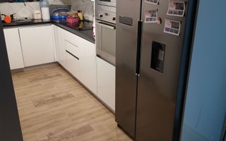 Apartament cu 3 camere, terasă de 30mp cu piscină, 2 parcări subterane - Poză 2