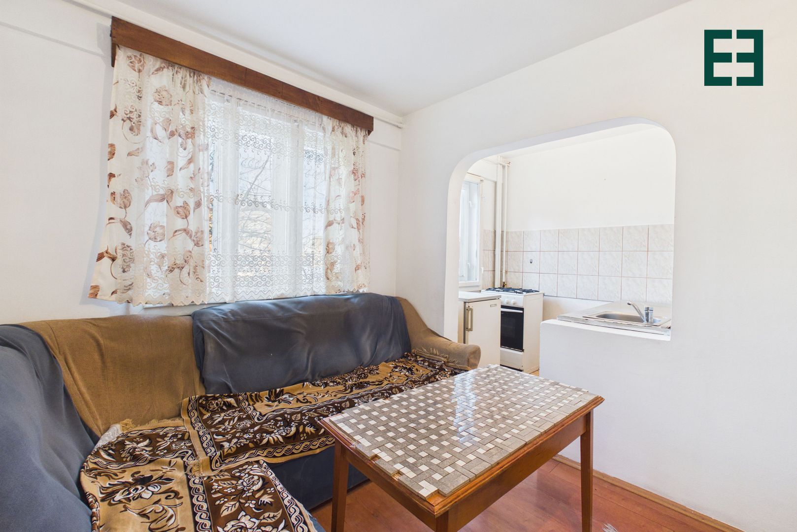 Apartament cu 2 camere etaj 3 - Zona Intim - Arad - Poză 4