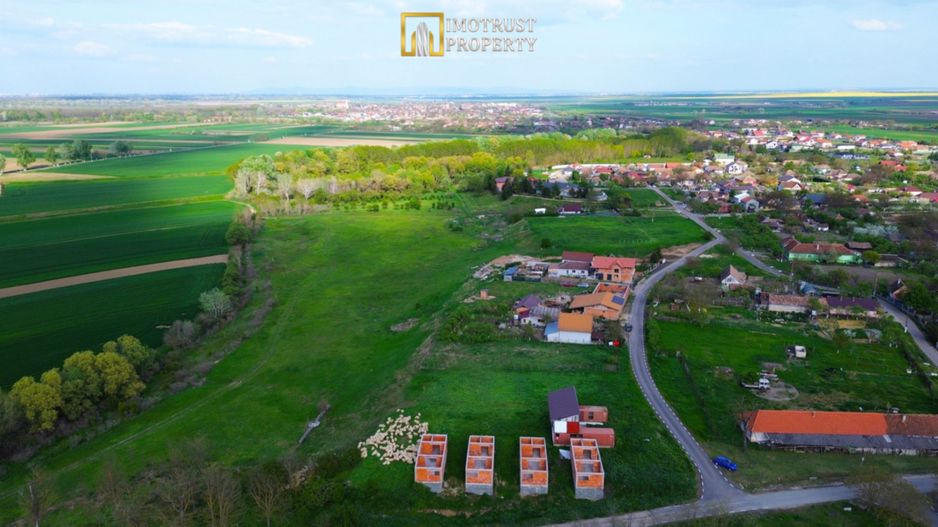 Case individuale în stadiu de roșu – Călugăreni, 8 km până la Arad - Poză 6