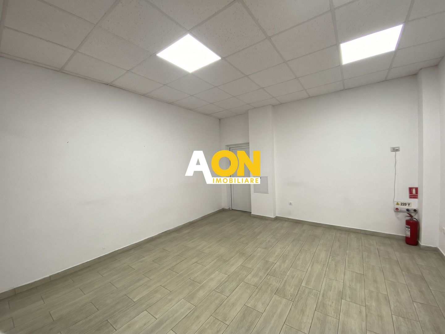 Spatiu Comercial,  Cetate, 30 mp - Poză 3