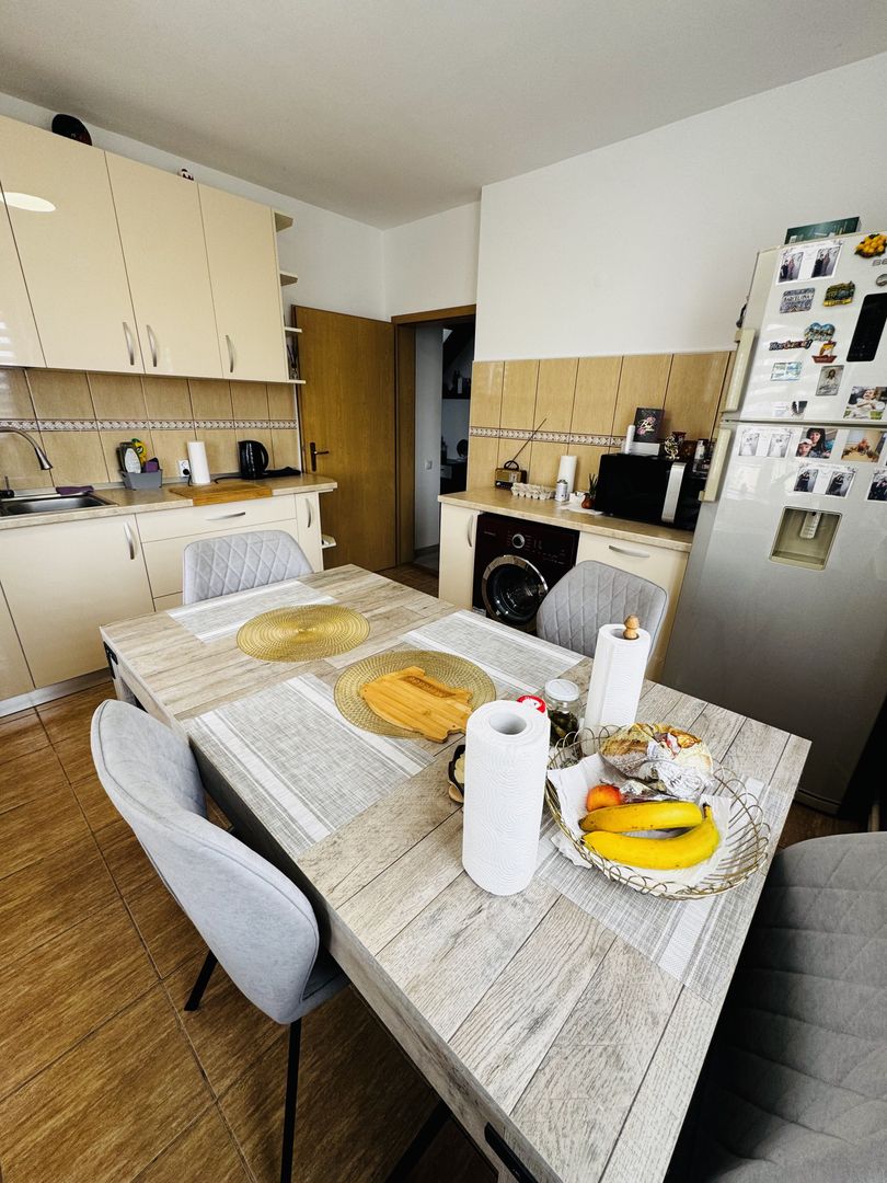Apartament de vânzare cu 3 camere - Poză 7