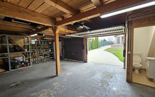 Casa individuala garaj pivnita curte mare - Poză 23