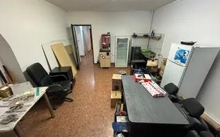 Cladire pretabila spațiu birouri/ clinica - Poză 24