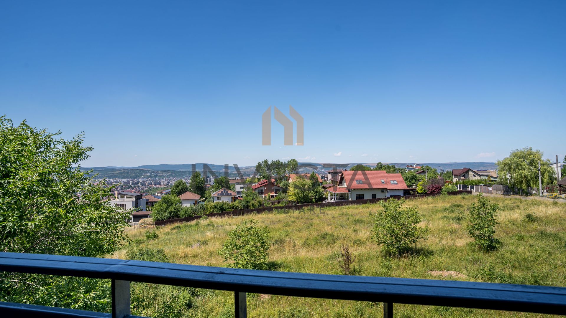 Casa insiruita intr-o zona linisitita! - Poză 22