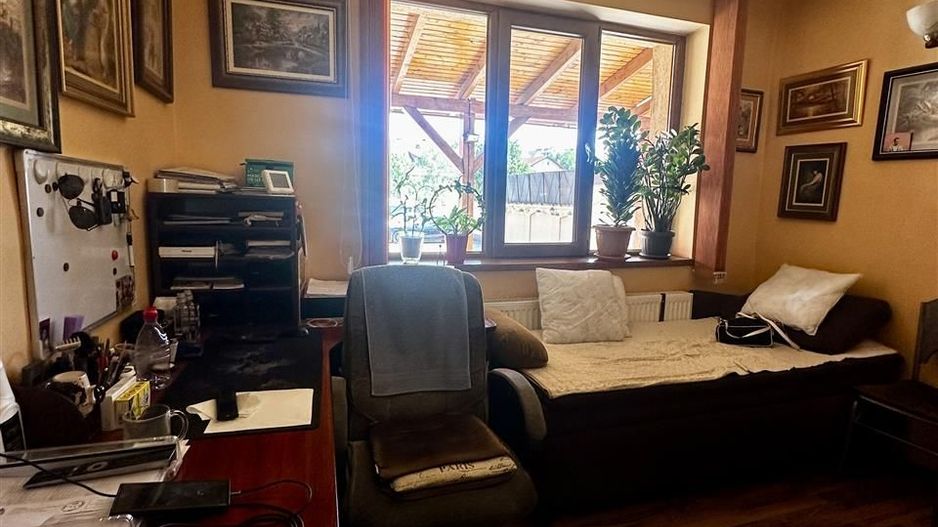 Spatiu comercial cu parcare magazinul Crisul - Poză 4