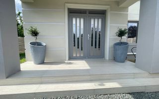Proprietate premium,finisaje moderne,zona Ronat-Mehala - Poză 1