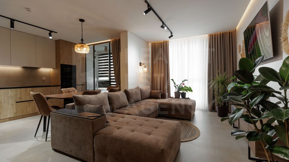 Chirie, apartament, 3 camere, strada Onisifor Ghibu, Buiucani - Poză 1