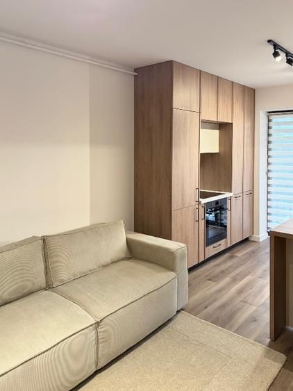 De inchiriat apartament 2 camere nou, central, Universitate, 600 Euro - Poză 3