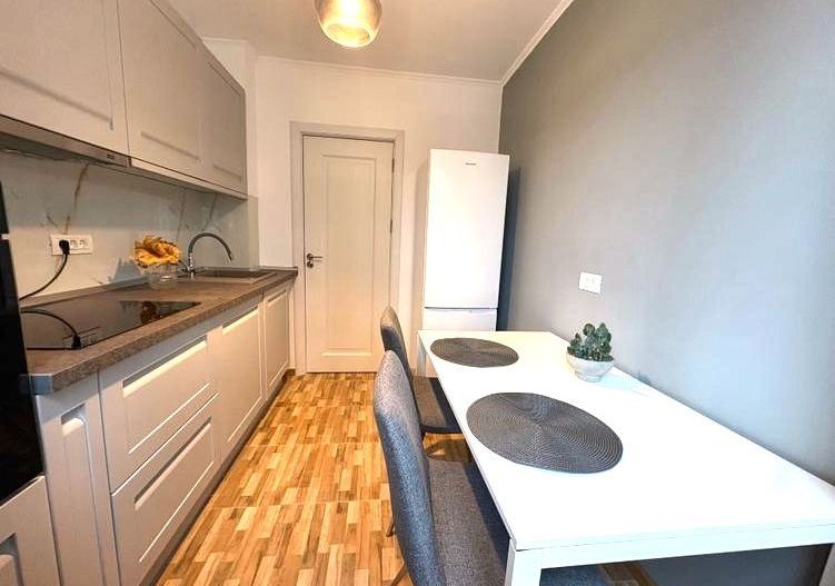 🏡 ]nchiriez Apartament cu 3 camere, 68 mp, parcare inclusă, Titan - Poză 10