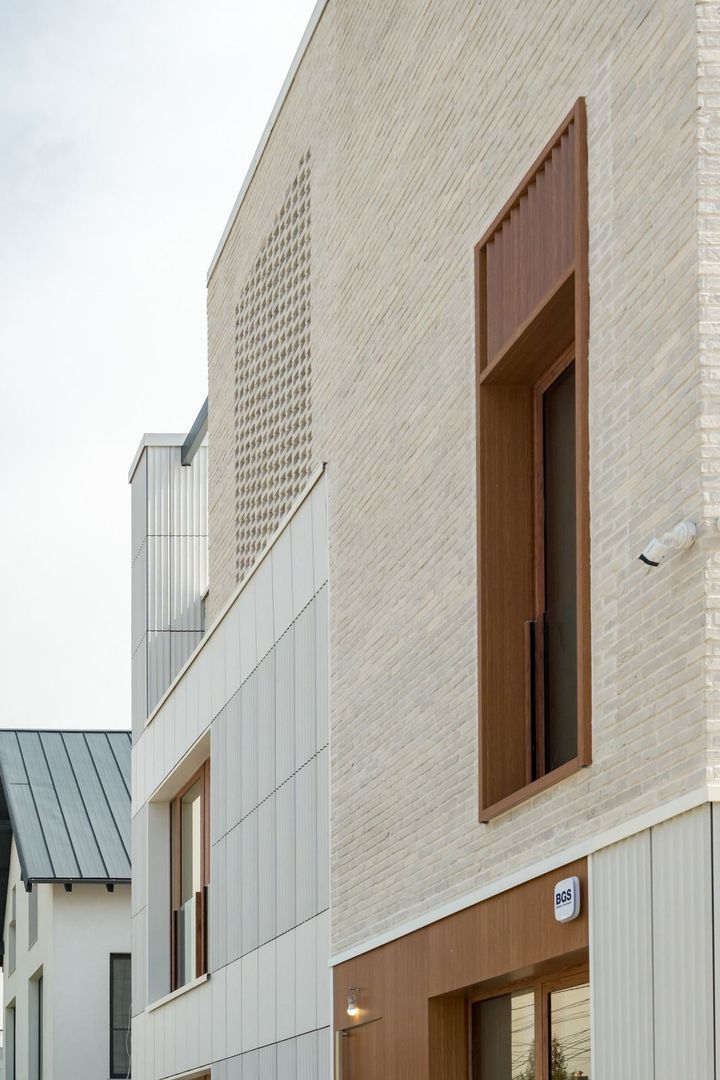 6cam/4dorm,5bai,95mp ampr,425mp teren,garaj,2parc/Voluntari-jud.IF - Poză 3