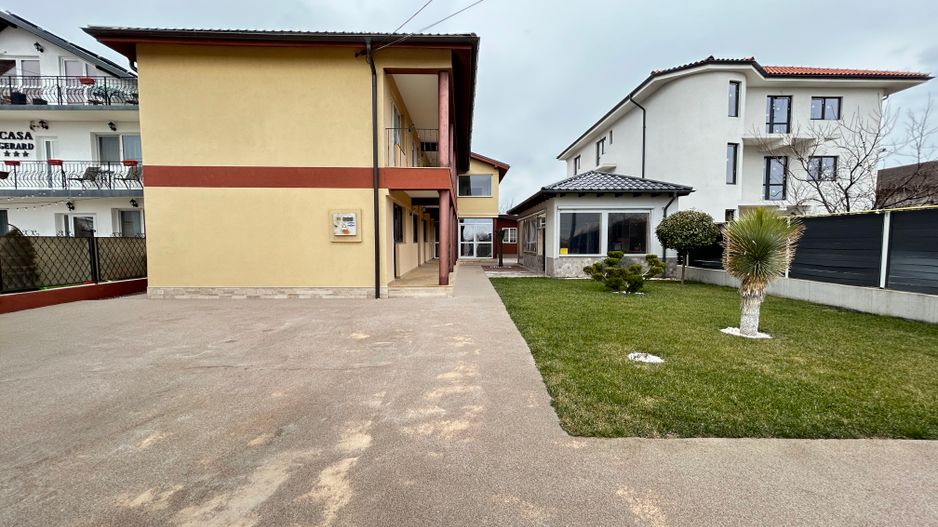 Pensiune Casa Eva Statiunea 2 Mai - 12 camere - teren 600 mp - Poză 17