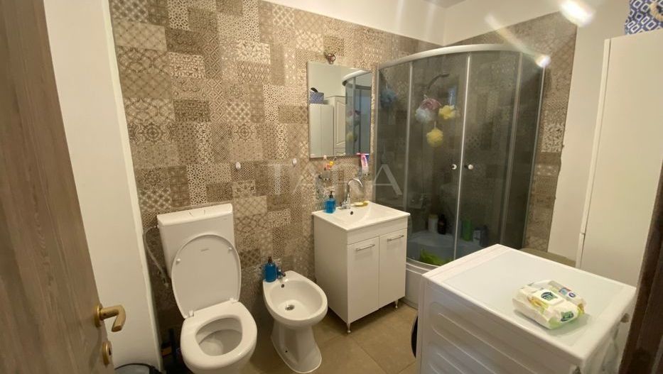 Apartament finisat, zona Porii, Floresti. - Poză 7