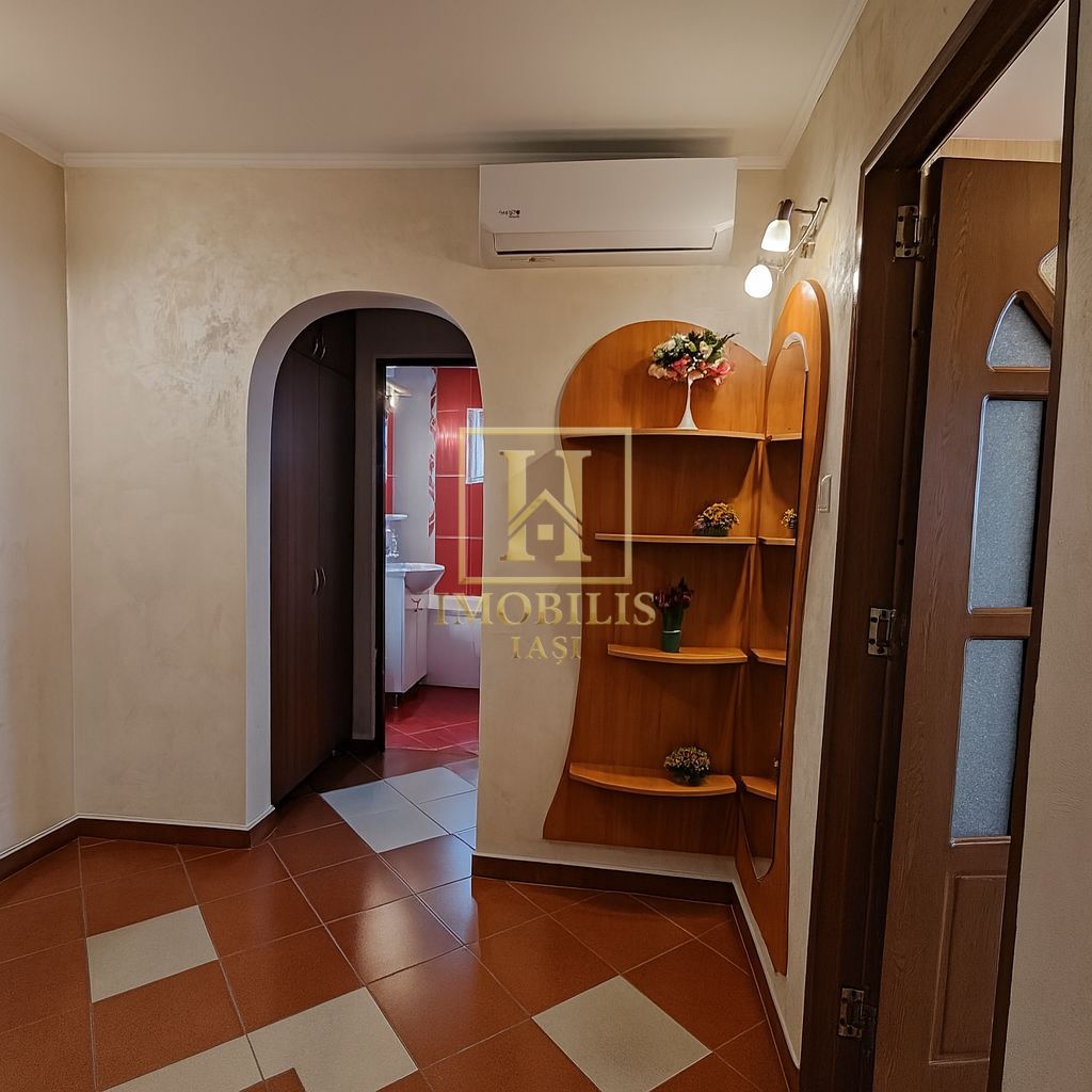 Prima inchiriere! Ap. 2 camere, D., et.2, 460euro-Podul de Fier - Poză 4
