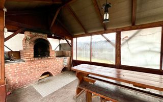 Casa de vacanta spatioasa de vanzare 6 dormitoare in Gura Humorului - Poză 22