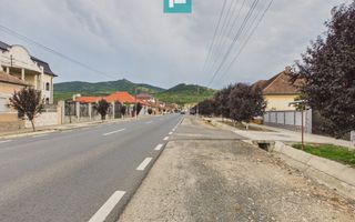 Casă solidă din cărămidă - zona centrală Șiria - Poză 1