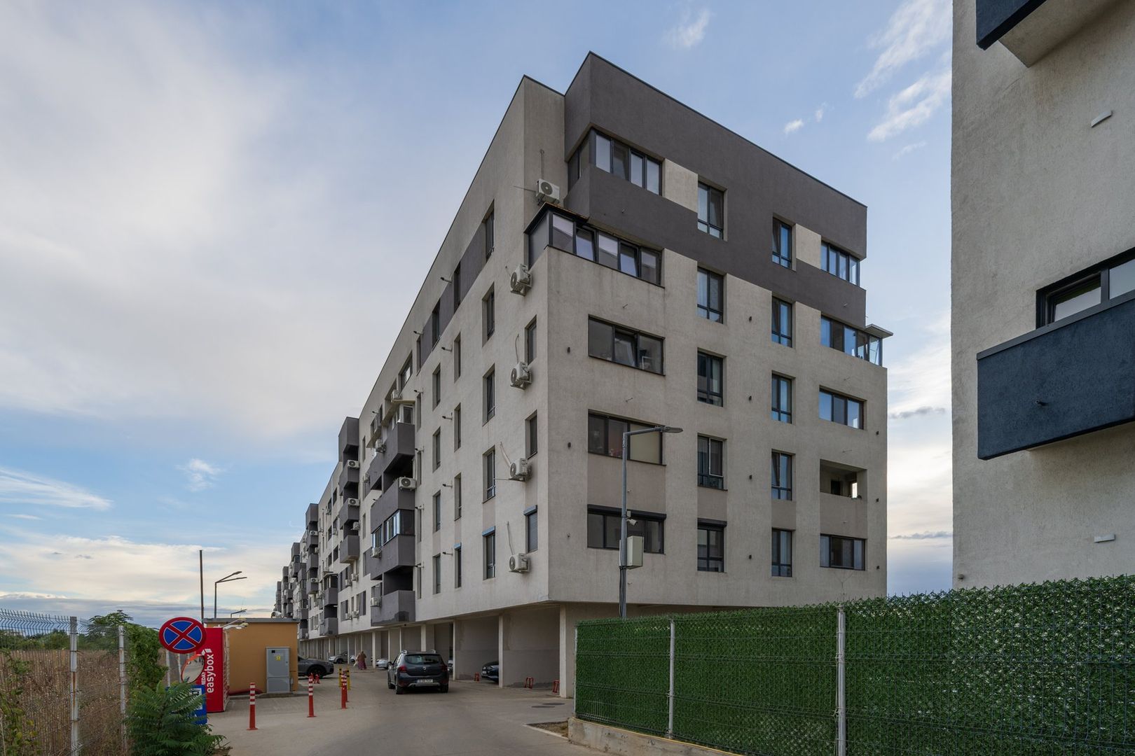 MILITARI, DRUMUL CIOROGARLA 371C, 1/5, CENTRALA, INCALIZRE IN PARDOSEALA - Poză 14