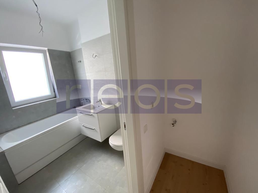 VANZARE APARTAMENT SISESTI 2 CAMERE | 58 MP - Poză 11