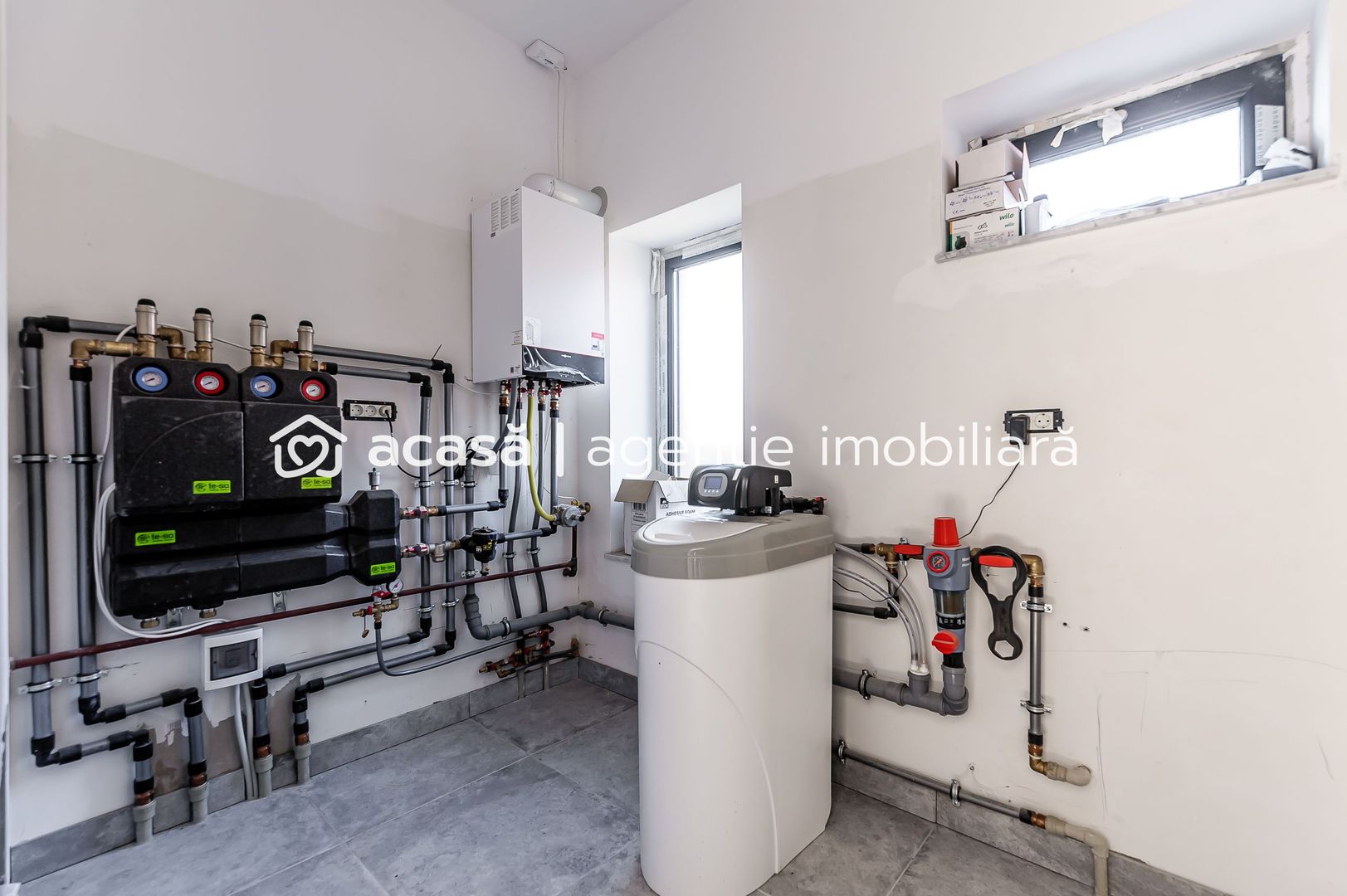 Vândut! Casă nouă cu teren generos Sânicolaul Mic - Poză 4