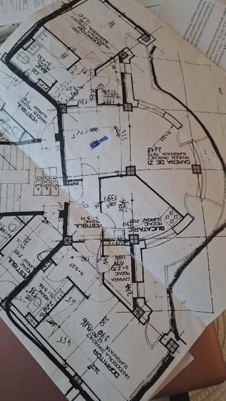 Dorobantilor | 3 camere | etaj 1 | centrala proprie | necesită renovare - Poză 9