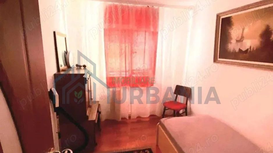 Vand apartament cu 3 camere la et 2 din 4, in Mircea cel batran, Iasi. - Poză 1