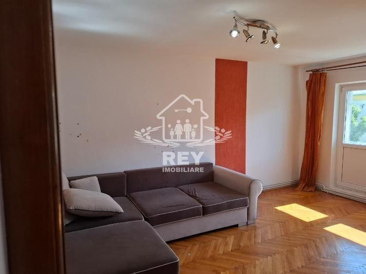 🏡 APARTAMENT CU 3 CAMERE DE ÎNCHIRIAT | 2 BĂI | ZONA CENTRALĂ – SIBIU - Poză 2